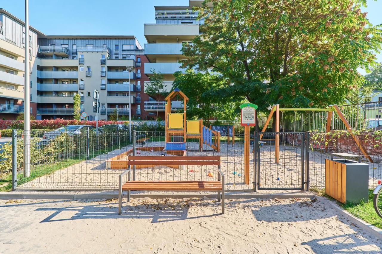 Nowa Teczowa Apartments Promenada Staromiejska By Noclegi Renters Wrocław Exterior foto
